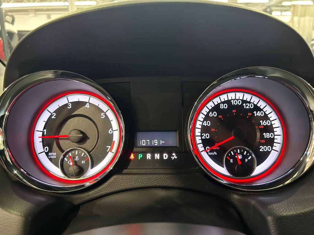 2016 Dodge Grand Caravan SXT Premium Plus, JAMAIS ACCIDENTÉ, DVD, CUIR in Mirabel, Quebec - 12 - w1024h768px