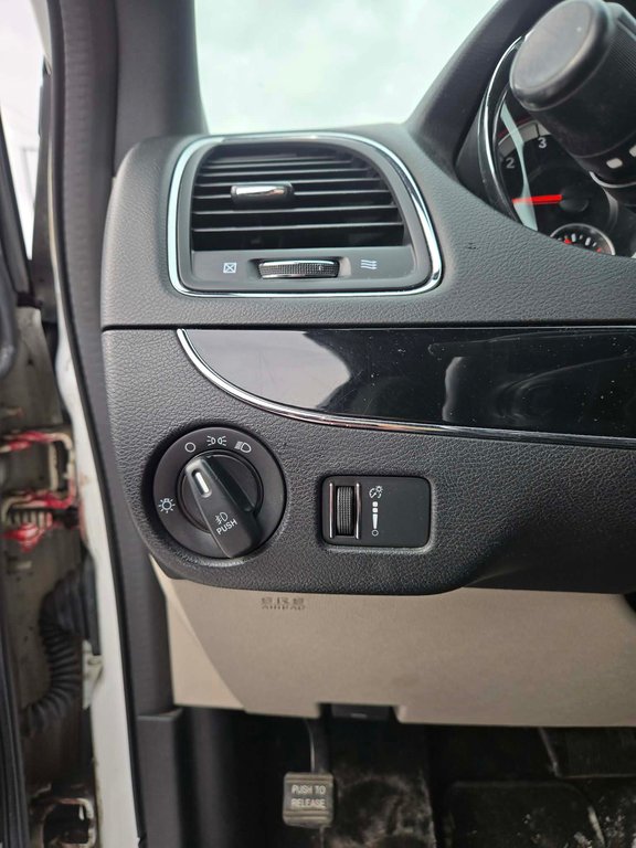 2016 Dodge Grand Caravan SXT Premium Plus, JAMAIS ACCIDENTÉ, DVD, CUIR in Mirabel, Quebec - 19 - w1024h768px