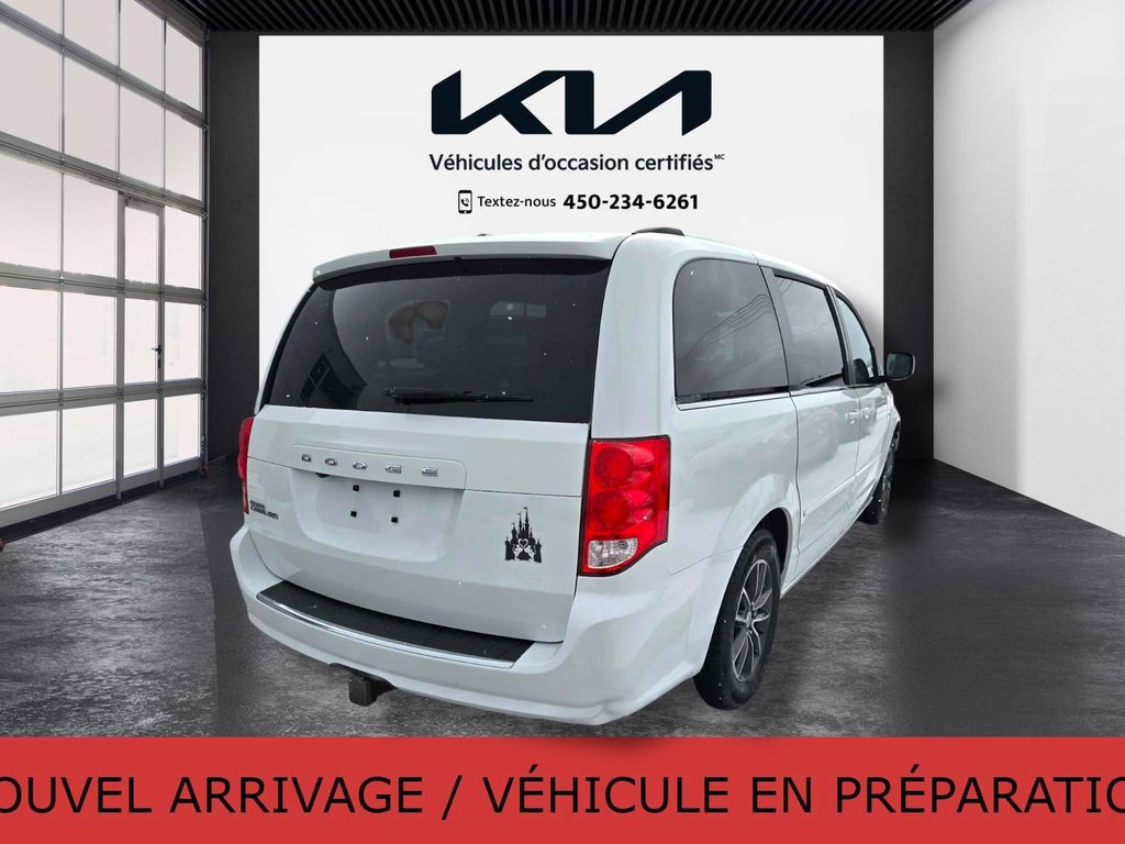 2016 Dodge Grand Caravan SXT Premium Plus, JAMAIS ACCIDENTÉ, DVD, CUIR in Mirabel, Quebec - 22 - w1024h768px