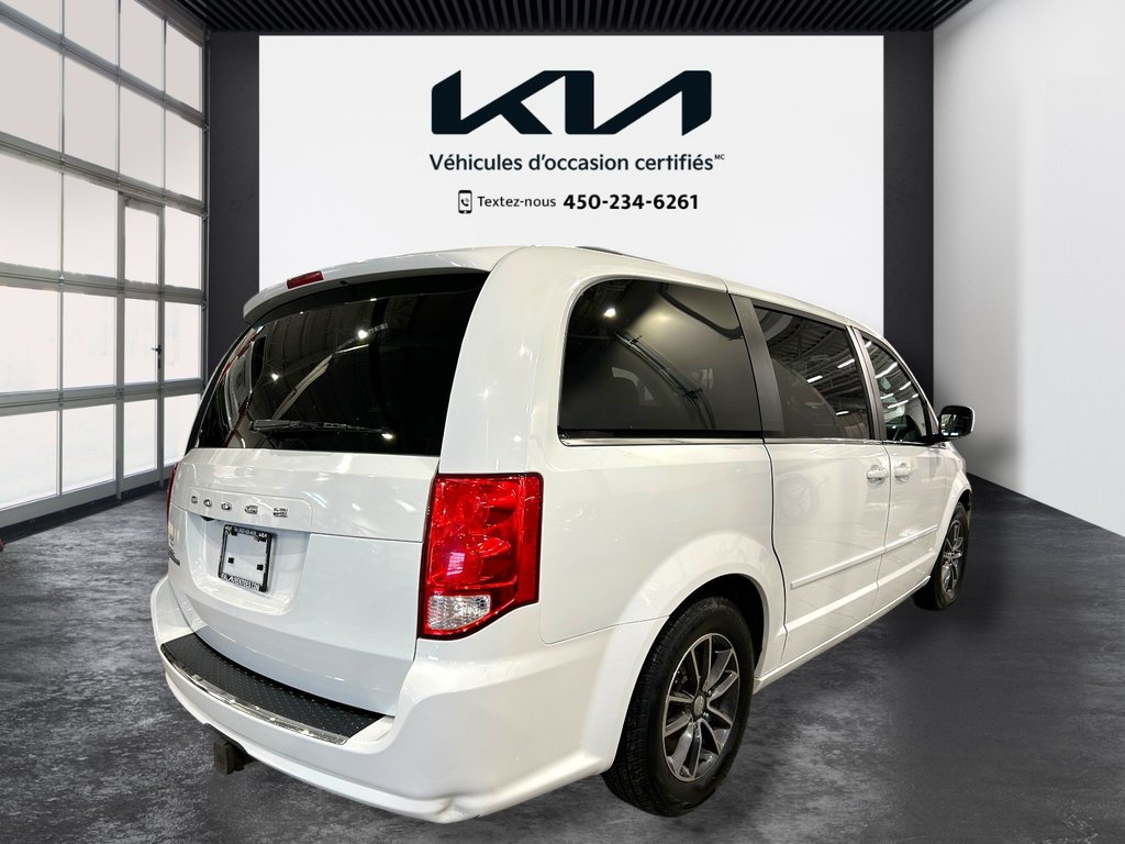 2016 Dodge Grand Caravan SXT Premium Plus, JAMAIS ACCIDENTÉ, DVD, CUIR in Mirabel, Quebec - 29 - w1024h768px