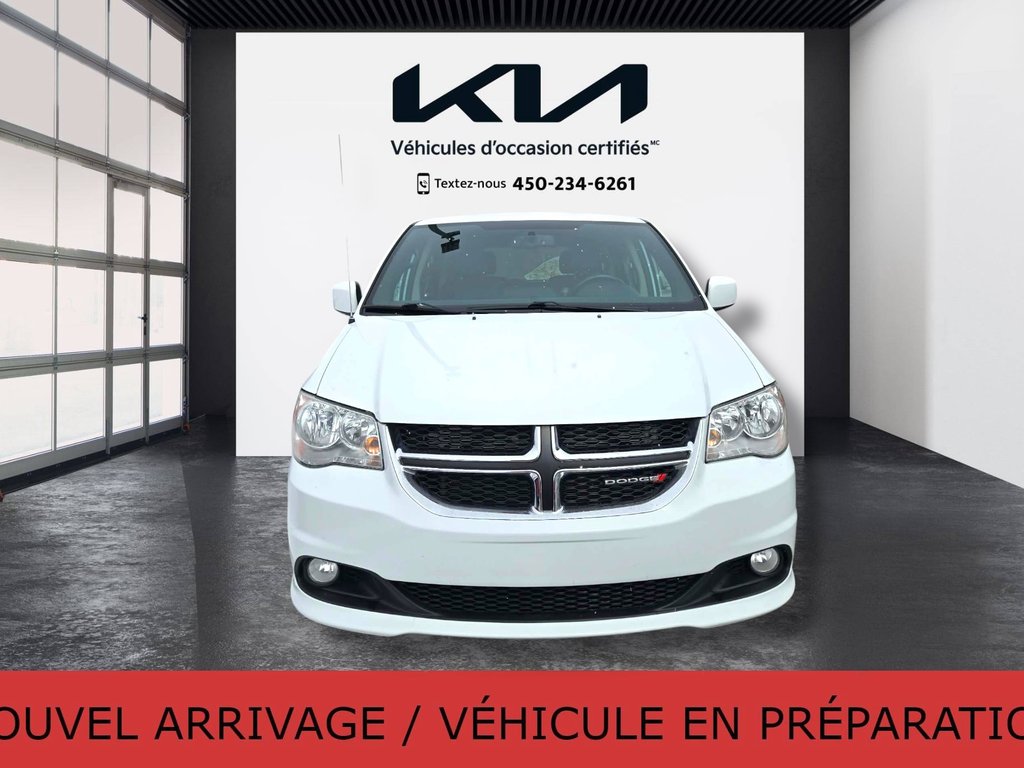 2016 Dodge Grand Caravan SXT Premium Plus, JAMAIS ACCIDENTÉ, DVD, CUIR in Mirabel, Quebec - 6 - w1024h768px
