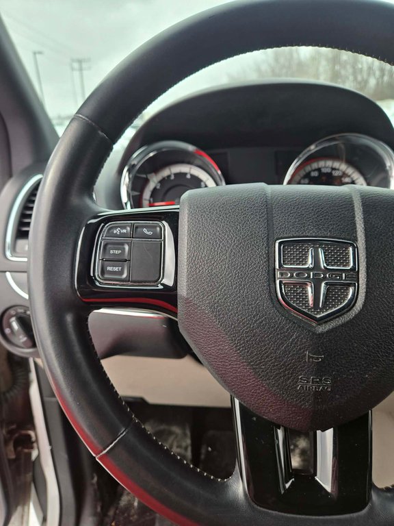 2016 Dodge Grand Caravan SXT Premium Plus, JAMAIS ACCIDENTÉ, DVD, CUIR in Mirabel, Quebec - 14 - w1024h768px