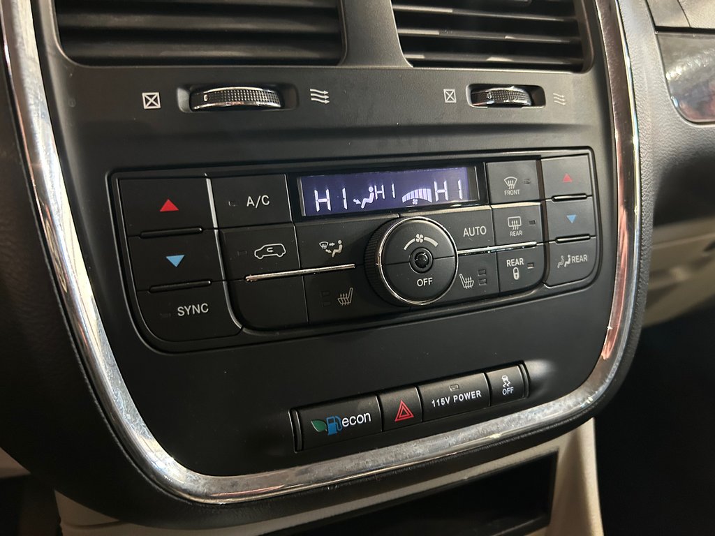 Dodge Grand Caravan Crew Plus, 8 PNEUS, SIÈGES CHAUFFANTS, MAGS 2018 à Mirabel, Québec - 20 - w1024h768px