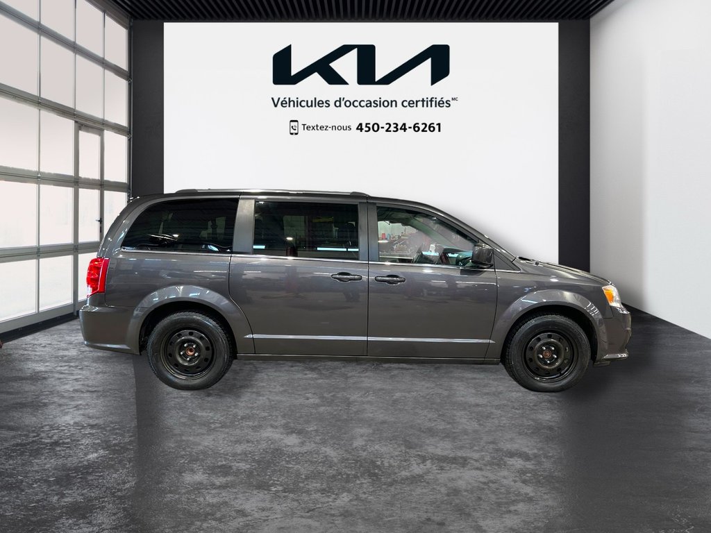 Dodge Grand Caravan Crew Plus, 8 PNEUS, SIÈGES CHAUFFANTS, MAGS 2018 à Mirabel, Québec - 33 - w1024h768px