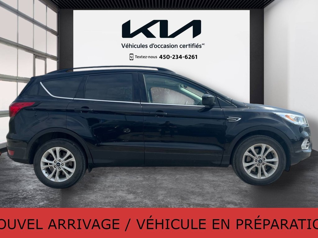 Ford Escape SEL, JAMAIS ACCIDENTÉ, 8 PNEUS, AWD, HITCH 2019 à Mirabel, Québec - 20 - w1024h768px