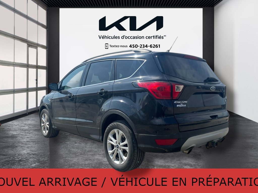 Ford Escape SEL, JAMAIS ACCIDENTÉ, 8 PNEUS, AWD, HITCH 2019 à Mirabel, Québec - 12 - w1024h768px