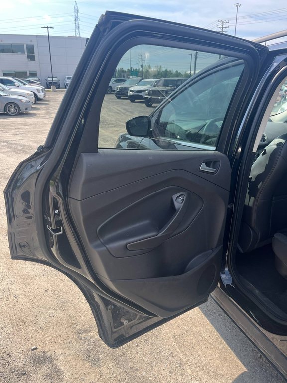 Ford Escape SEL, JAMAIS ACCIDENTÉ, 8 PNEUS, AWD, HITCH 2019 à Mirabel, Québec - 16 - w1024h768px