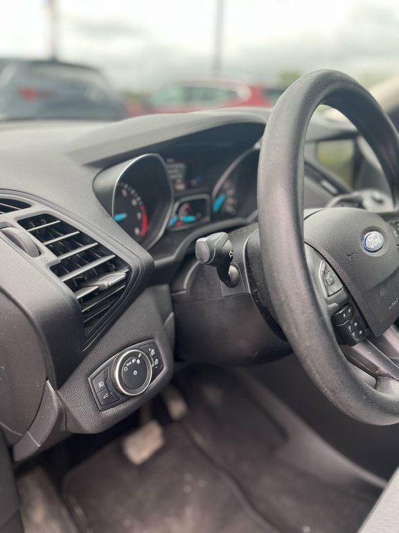 Ford Escape SE, JAMAIS ACCIDENTÉ, AWD, 8 PNEUS 2019 à Mirabel, Québec - 8 - w1024h768px