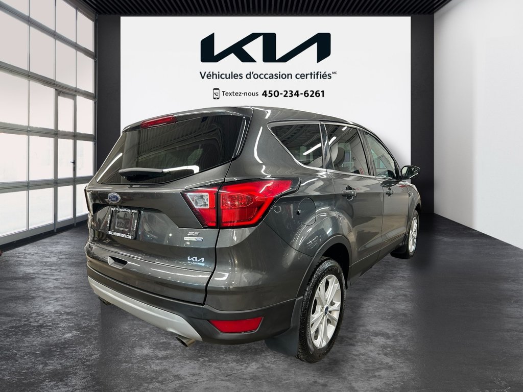 2019 Ford Escape SE, JAMAIS ACCIDENTÉ, AWD, 8 PNEUS in Mirabel, Quebec - 33 - w1024h768px