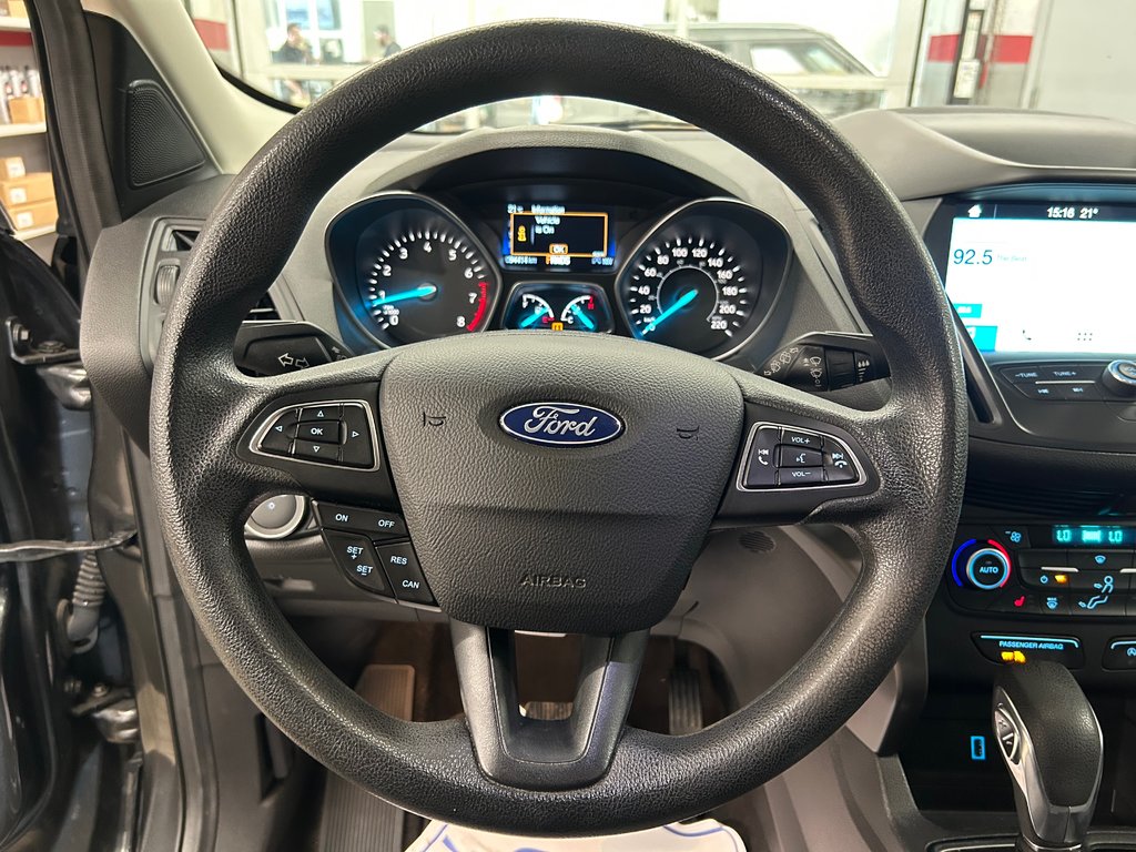 2019 Ford Escape SE, JAMAIS ACCIDENTÉ, AWD, 8 PNEUS in Mirabel, Quebec - 11 - w1024h768px