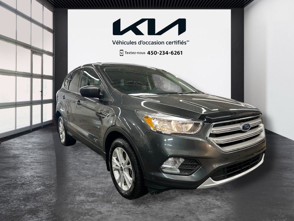 2019 Ford Escape SE, JAMAIS ACCIDENTÉ, AWD, 8 PNEUS in Mirabel, Quebec - 37 - w1024h768px