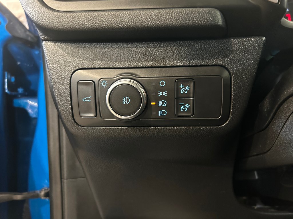 2020 Ford Escape SEL, CUIR SIÈGES CHAUFFANTS, VOLANT CHAUFFANT in Mirabel, Quebec - 24 - w1024h768px