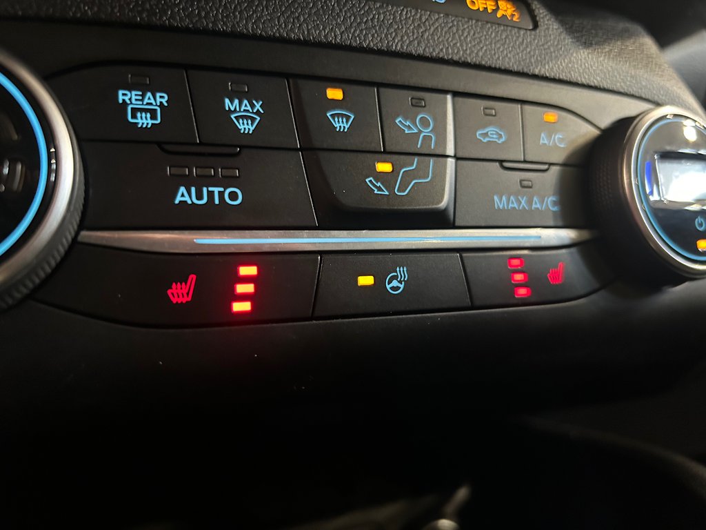 2020 Ford Escape SEL, CUIR SIÈGES CHAUFFANTS, VOLANT CHAUFFANT in Mirabel, Quebec - 23 - w1024h768px