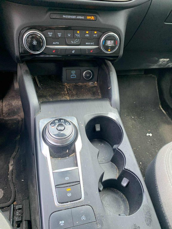 2021 Ford Escape SE, AWD, AUCUN ACCIDENT, MAGS, HITCH, CAMERA in Mirabel, Quebec - 7 - w1024h768px