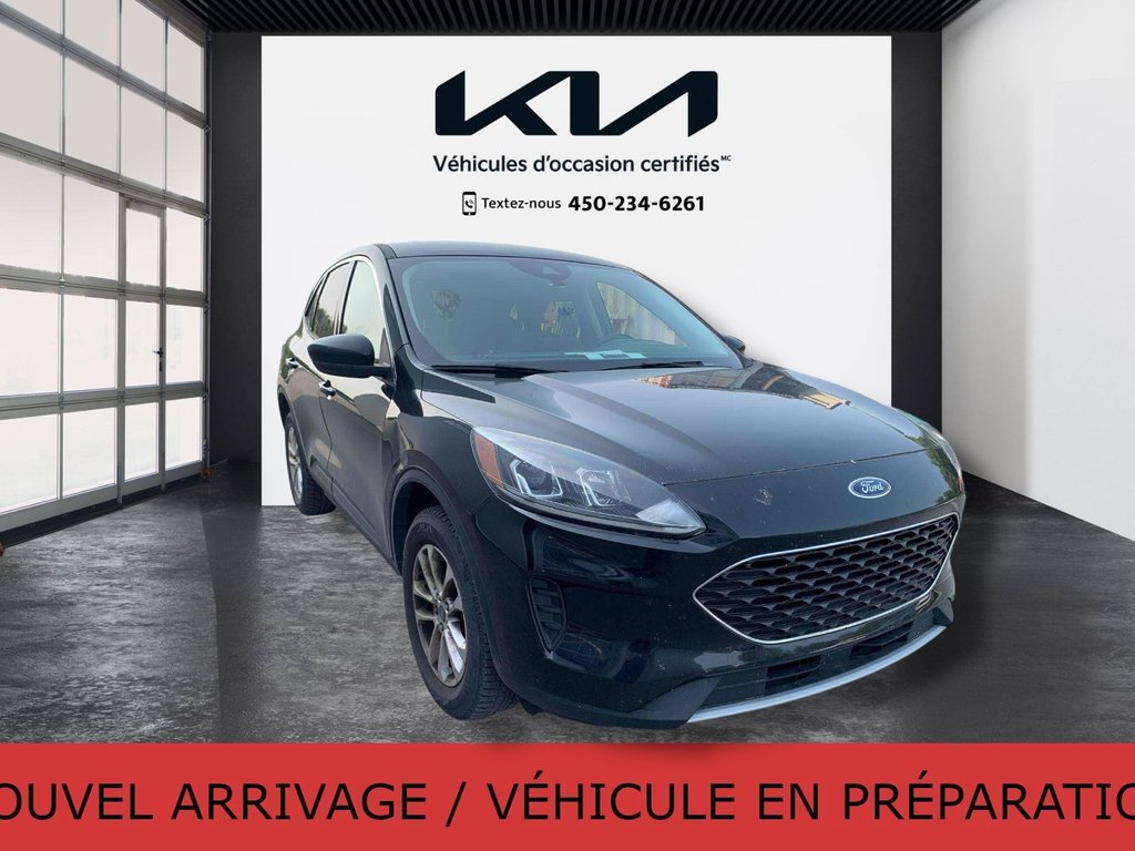 2021 Ford Escape SE, AWD, AUCUN ACCIDENT, MAGS, HITCH, CAMERA in Mirabel, Quebec - 10 - w1024h768px
