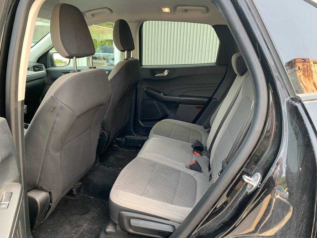 2021 Ford Escape SE, AWD, AUCUN ACCIDENT, MAGS, HITCH, CAMERA in Mirabel, Quebec - 19 - w1024h768px