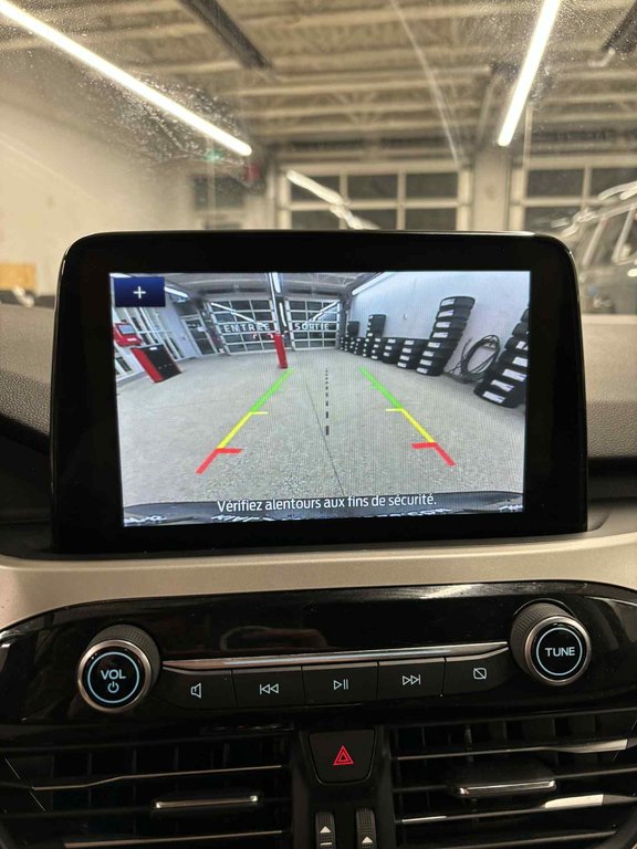 Ford Escape SE Hybrid, JAMAIS ACCIDENTÉ, PNEUS HIVERS, AWD 2021 à Mirabel, Québec - 17 - w1024h768px