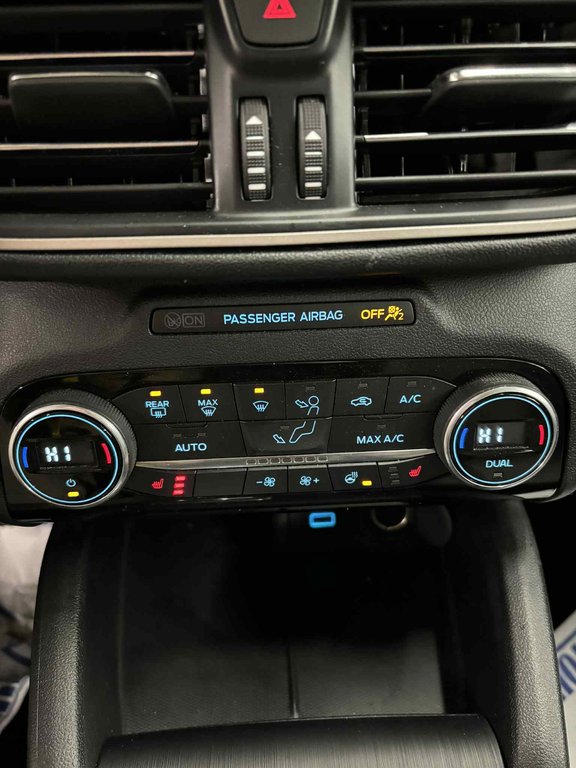 Ford Escape SE Hybrid, JAMAIS ACCIDENTÉ, PNEUS HIVERS, AWD 2021 à Mirabel, Québec - 20 - w1024h768px