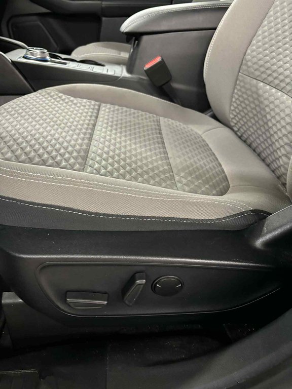 Ford Escape SE Hybrid, JAMAIS ACCIDENTÉ, PNEUS HIVERS, AWD 2021 à Mirabel, Québec - 9 - w1024h768px