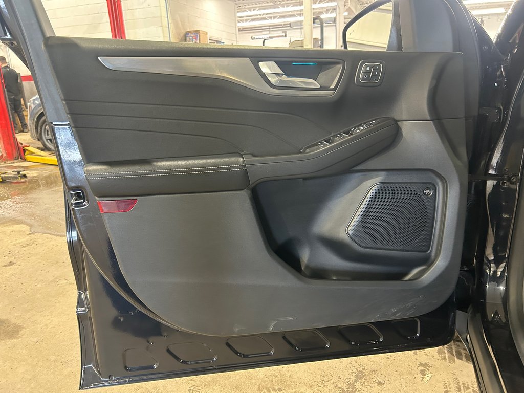 Ford Escape Titanium Plug-In Hybrid, JAMAIS ACCIDENTÉ, AWD 2021 à Mirabel, Québec - 9 - w1024h768px