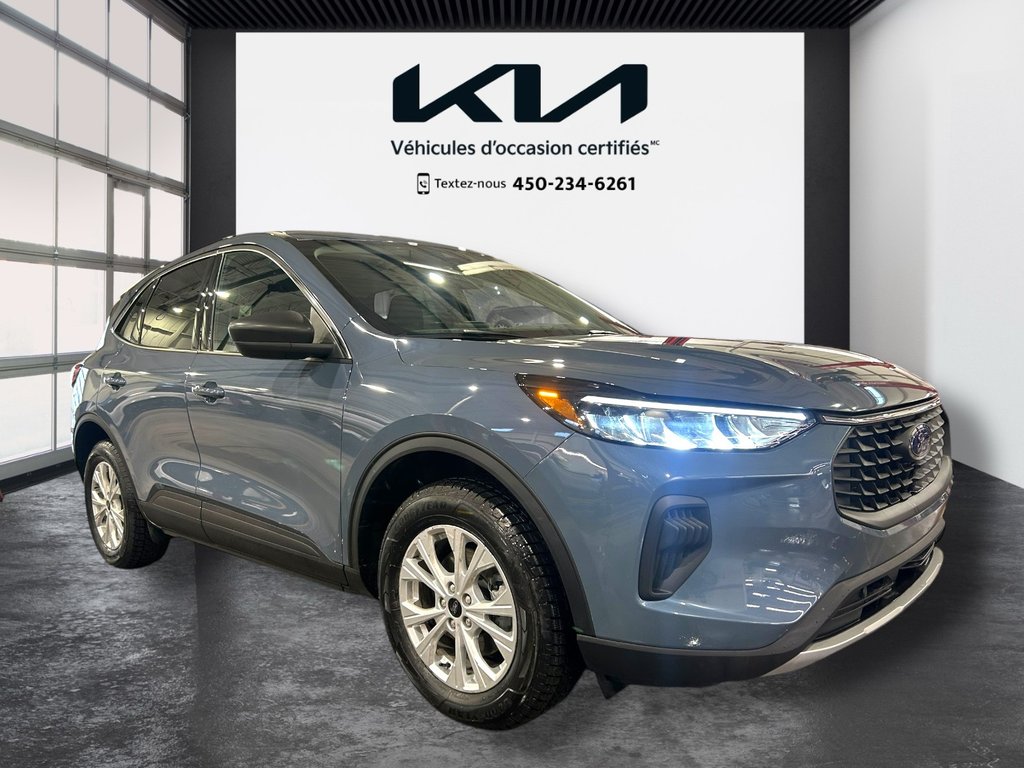 2024 Ford Escape Active, JAMAIS ACCIDENTÉ, 8 PNEUS, AWD in Mirabel, Quebec - 34 - w1024h768px
