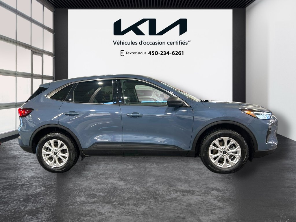 2024 Ford Escape Active, JAMAIS ACCIDENTÉ, 8 PNEUS, AWD in Mirabel, Quebec - 31 - w1024h768px