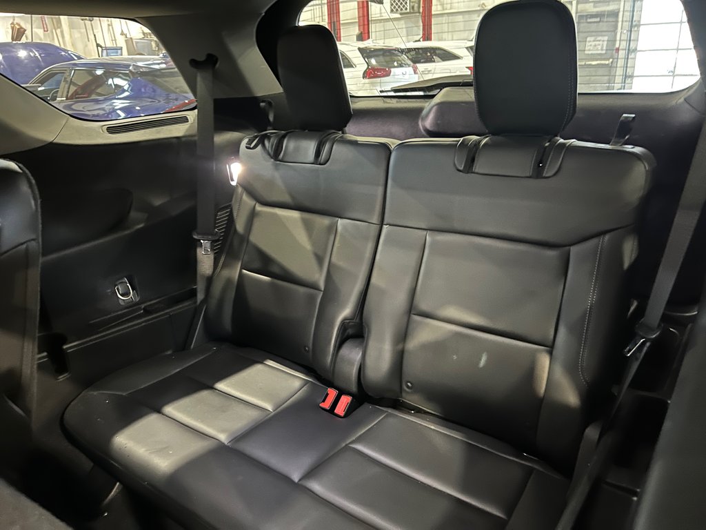 2021 Ford Explorer XLT, JAMAIS ACCIDENTÉ, 6 PASSAGERS, AWD, MAGS in Mirabel, Quebec - 30 - w1024h768px