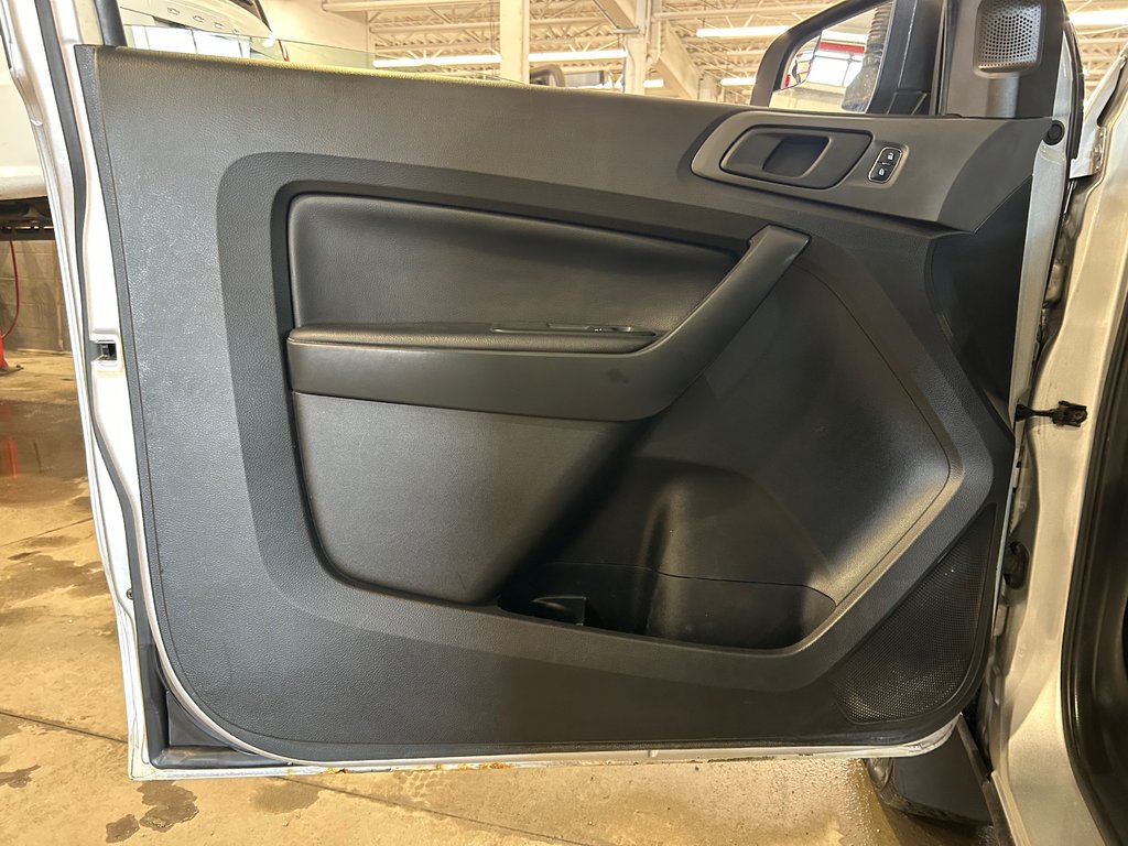 Ford Ranger XL, JAMAIS ACCIDENTÉ, 8 PNEUS, 4X4 2019 à Mirabel, Québec - 9 - w1024h768px