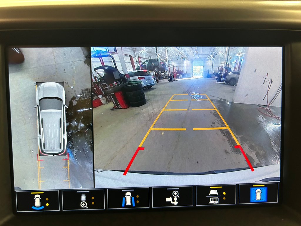 2023 GMC Acadia AT4, JAMAIS ACCIDENTÉ, 8 PNEUS, CUIR, TOIT in Mirabel, Quebec - 22 - w1024h768px