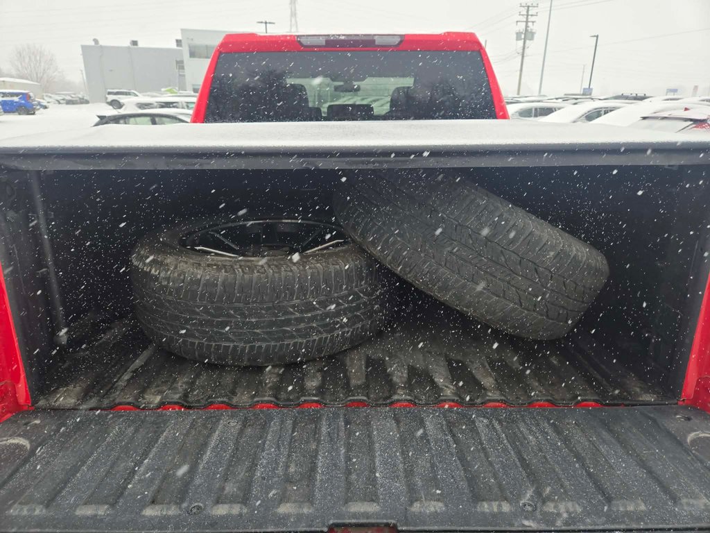 GMC Sierra 1500 Elevation, JAMAIS ACCIDENTÉ, 8 MAGS, HITCH 2021 à Mirabel, Québec - 23 - w1024h768px
