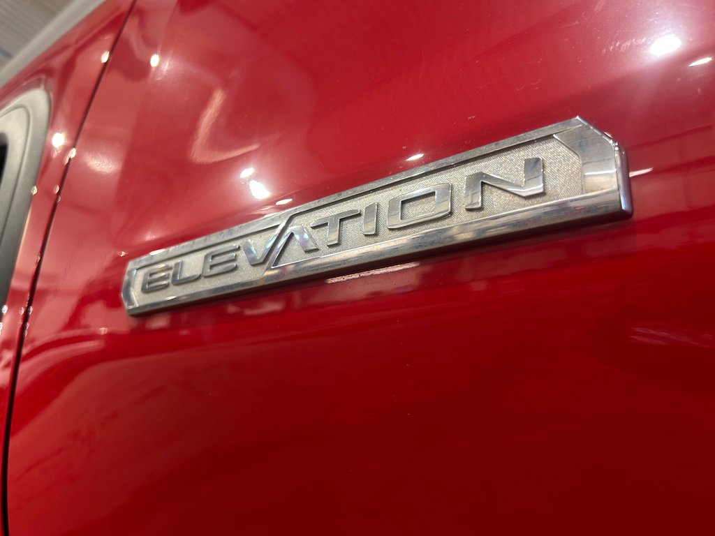 GMC Sierra 1500 Elevation, JAMAIS ACCIDENTÉ, 8 MAGS, HITCH 2021 à Mirabel, Québec - 15 - w1024h768px