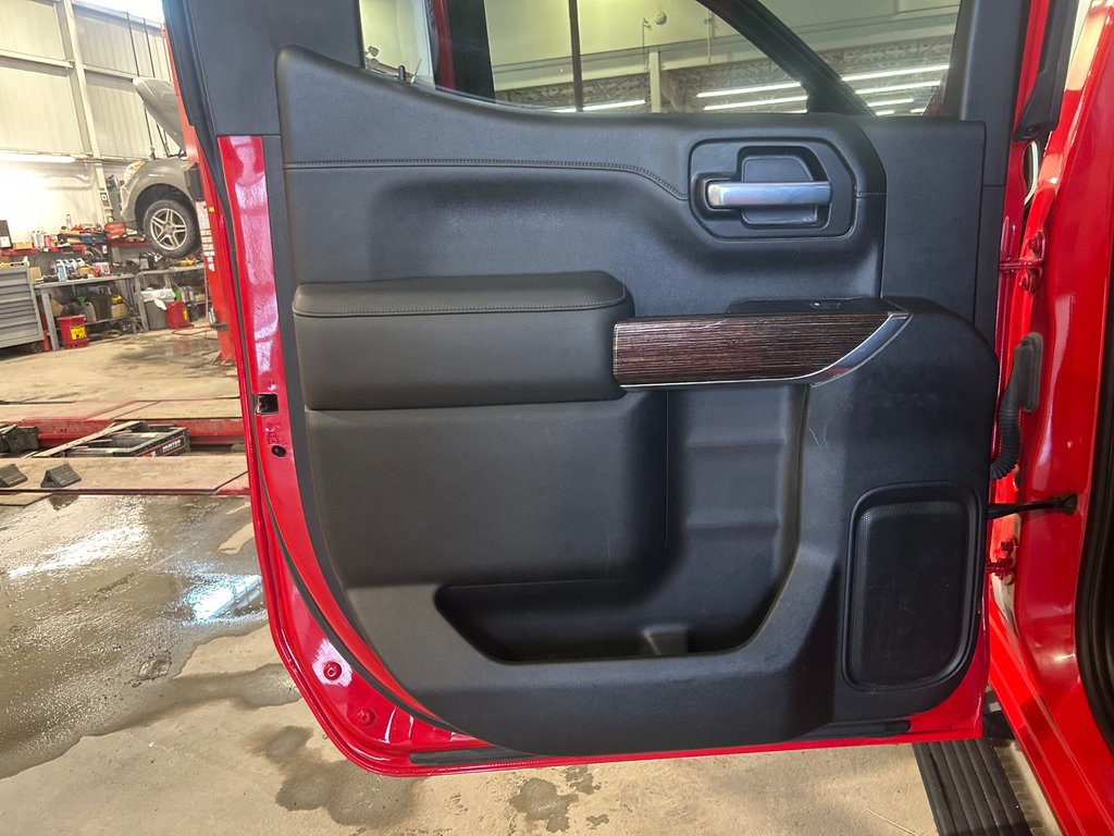 GMC Sierra 1500 Elevation, JAMAIS ACCIDENTÉ, 8 MAGS, HITCH 2021 à Mirabel, Québec - 27 - w1024h768px