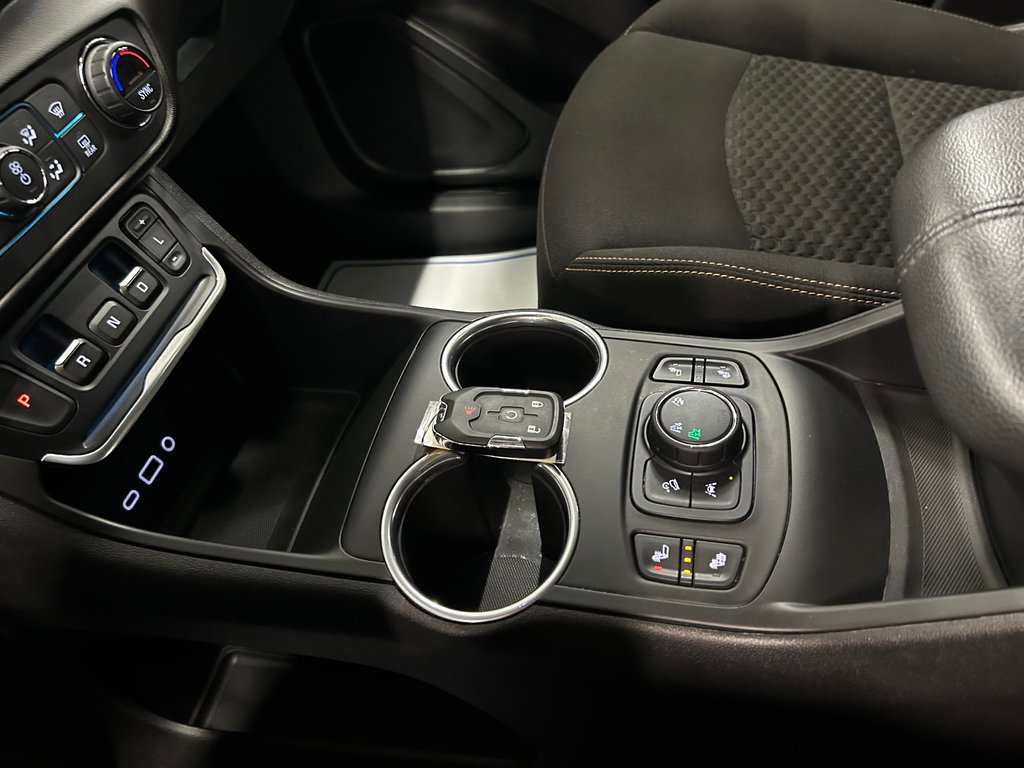 2021 GMC Terrain SLE, JAMAIS ACCIDENTÉ, AWD, SIÈGES CHAUFFANTS in Mirabel, Quebec - 22 - w1024h768px
