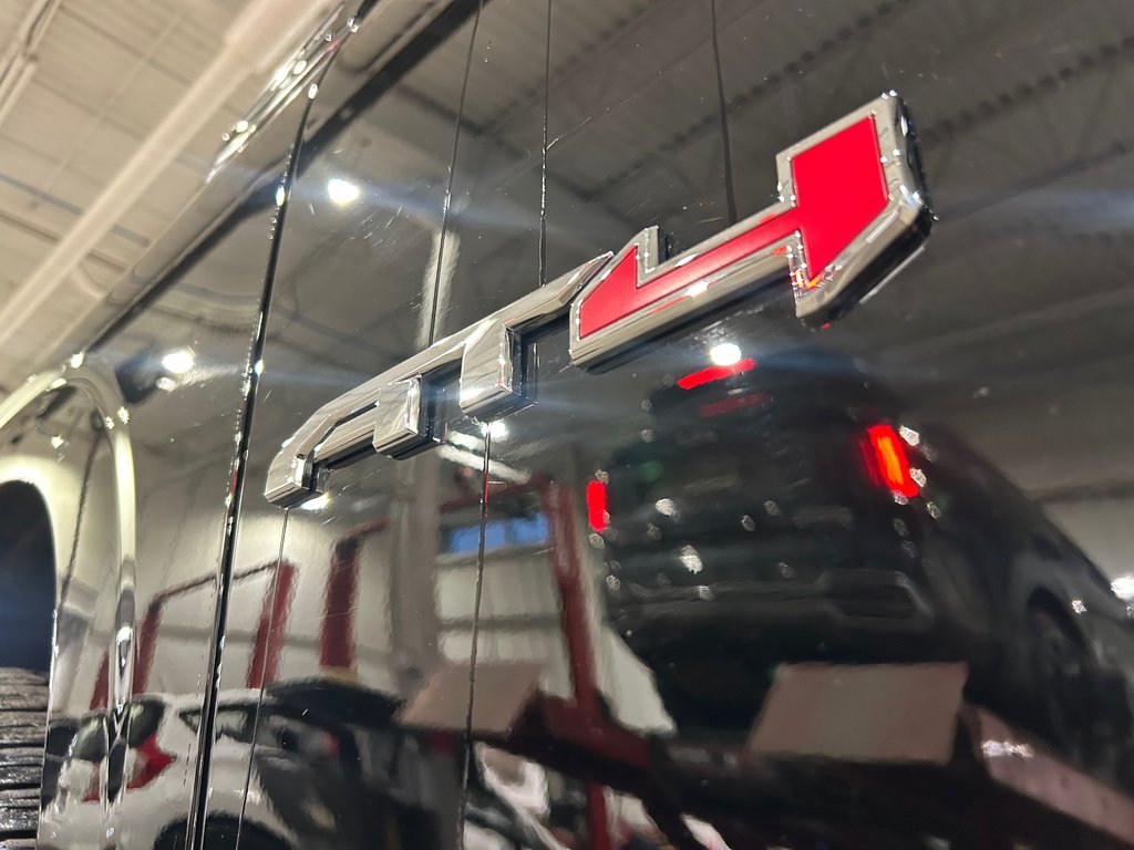 GMC Yukon XL AT4, JAMAIS ACCIDENTÉ, DÉMONSTRATEUR, 7 PASSAGERS 2024 à Mirabel, Québec - 15 - w1024h768px