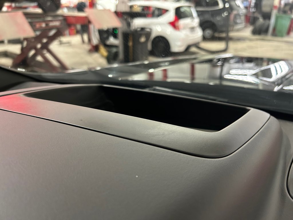 GMC Yukon XL AT4, JAMAIS ACCIDENTÉ, DÉMONSTRATEUR, 7 PASSAGERS 2024 à Mirabel, Québec - 19 - w1024h768px