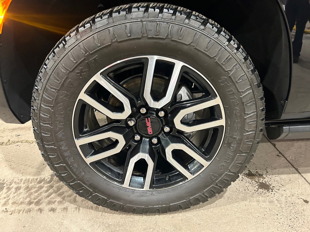 GMC Yukon XL AT4, JAMAIS ACCIDENTÉ, DÉMONSTRATEUR, 7 PASSAGERS 2024 à Mirabel, Québec - 7 - w1024h768px