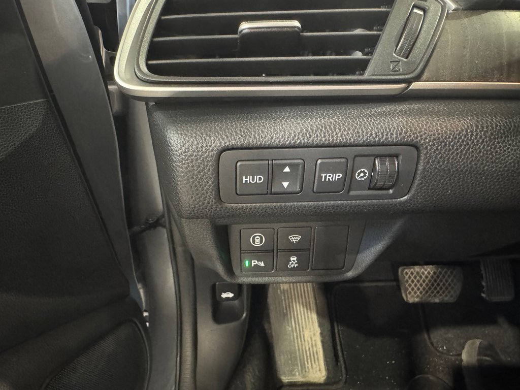 Honda Accord Sedan Touring, JAMAIS ACCIDENTÉ, CUIR, GPS, HUD. TOIT 2018 à Mirabel, Québec - 16 - w1024h768px