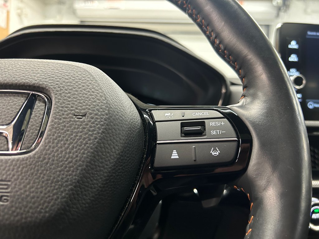 2024 Honda CR-V Hybrid Touring, JAMAIS ACCIDENTÉ, 8 PNEUS, MAGS, AWD in Mirabel, Quebec - 16 - w1024h768px