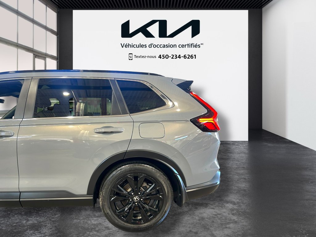 2024 Honda CR-V Hybrid Touring, JAMAIS ACCIDENTÉ, 8 PNEUS, MAGS, AWD in Mirabel, Quebec - 28 - w1024h768px