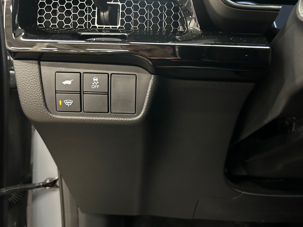 2024 Honda CR-V Hybrid Touring, JAMAIS ACCIDENTÉ, 8 PNEUS, MAGS, AWD in Mirabel, Quebec - 24 - w1024h768px
