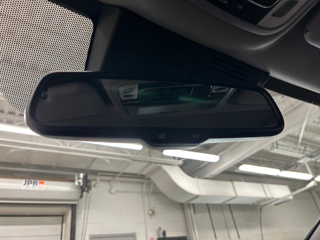 2017 Honda CR-V Touring, JAMAIS ACCIDENTÉ, CUIR, TOIT, GPS in Mirabel, Quebec - 26 - w1024h768px