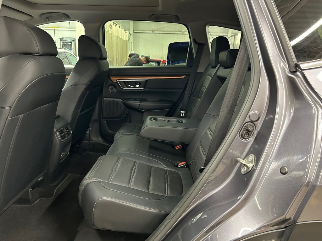 2017 Honda CR-V Touring, JAMAIS ACCIDENTÉ, CUIR, TOIT, GPS in Mirabel, Quebec - 31 - w1024h768px