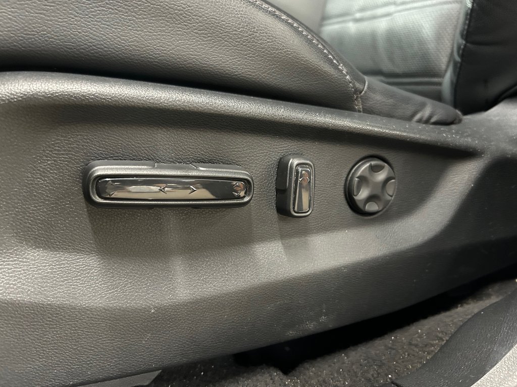 2017 Honda CR-V Touring, JAMAIS ACCIDENTÉ, CUIR, TOIT, GPS in Mirabel, Quebec - 10 - w1024h768px