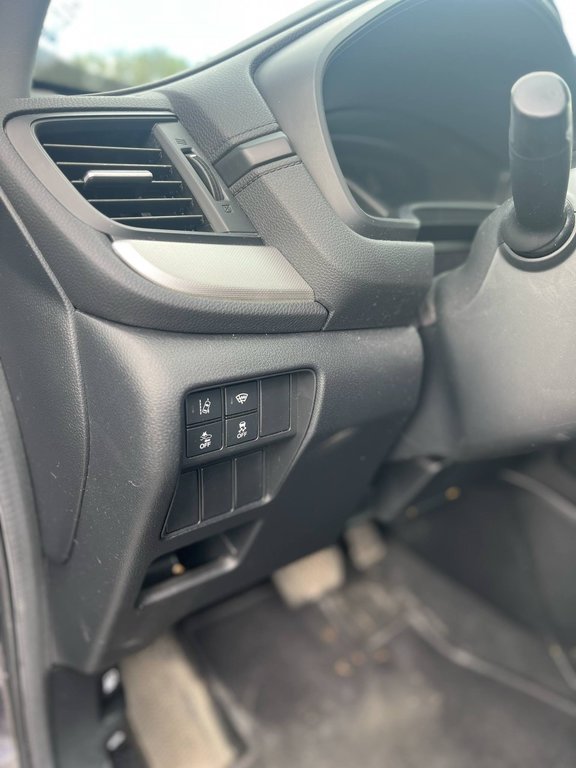 2020 Honda CR-V LX, JAMAIS ACCIDENTÉ, 8 PNEUS, MAGS in Mirabel, Quebec - 9 - w1024h768px
