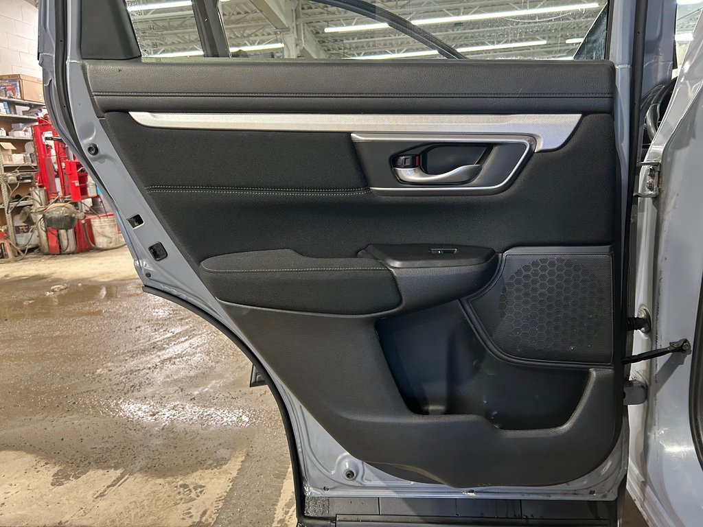 Honda CR-V Sport, JAMAIS ACCIDENTÉ, AWD, TOIT 2020 à Mirabel, Québec - 30 - w1024h768px
