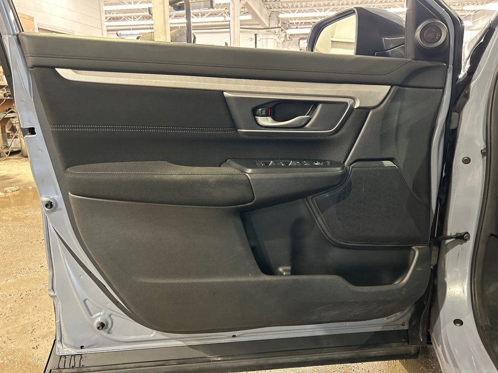 Honda CR-V Sport, JAMAIS ACCIDENTÉ, AWD, TOIT 2020 à Mirabel, Québec - 8 - w1024h768px