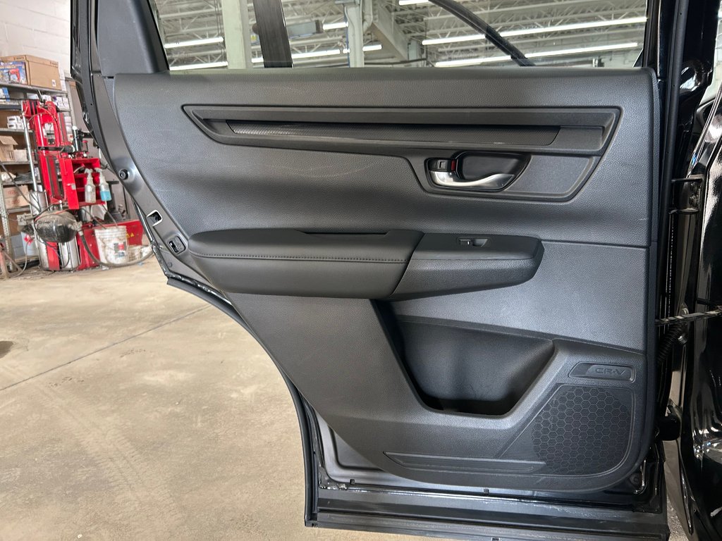 2023 Honda CR-V LX, JAMAIS ACCIDENTÉ, AWD, SIÈGES CHAUFFANTS in Mirabel, Quebec - 27 - w1024h768px