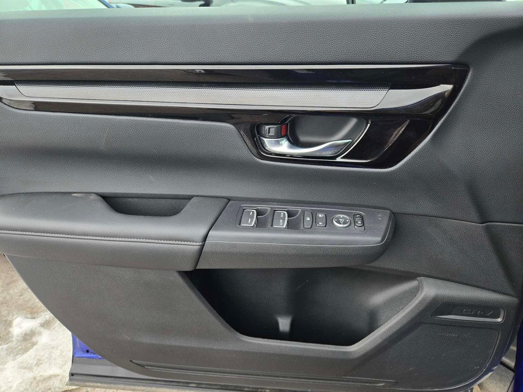Honda CR-V Sport, JAMAIS ACCIDENTÉ, 8 PNEUS, TOIT, AWD 2025 à Mirabel, Québec - 8 - w1024h768px