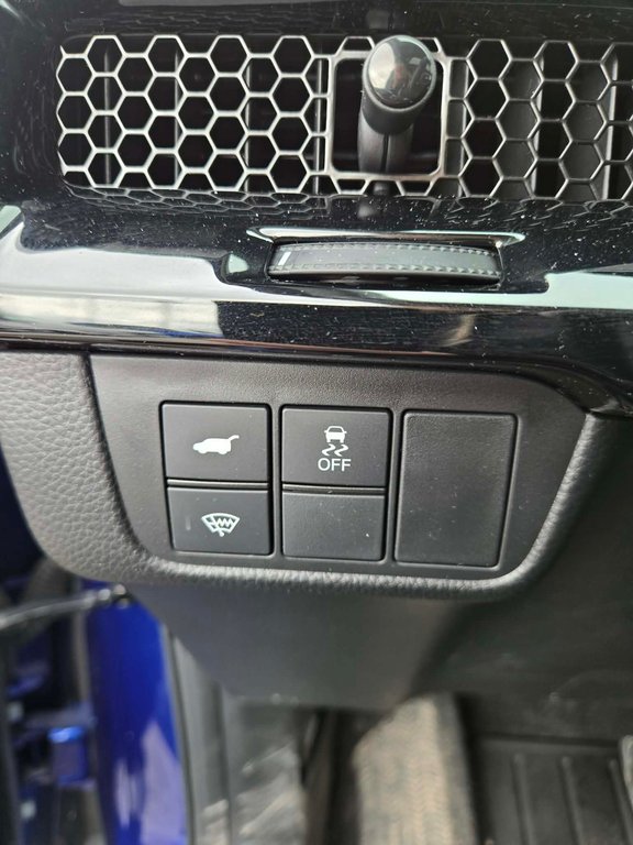 Honda CR-V Sport, JAMAIS ACCIDENTÉ, 8 PNEUS, TOIT, AWD 2025 à Mirabel, Québec - 18 - w1024h768px