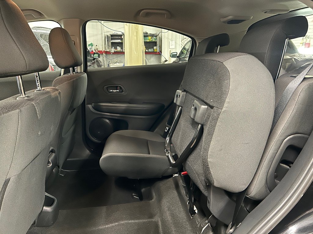 Honda HR-V LX, JAMAIS ACCIDENTÉ, 8 PNEUS, MAGS 2020 à Mirabel, Québec - 25 - w1024h768px